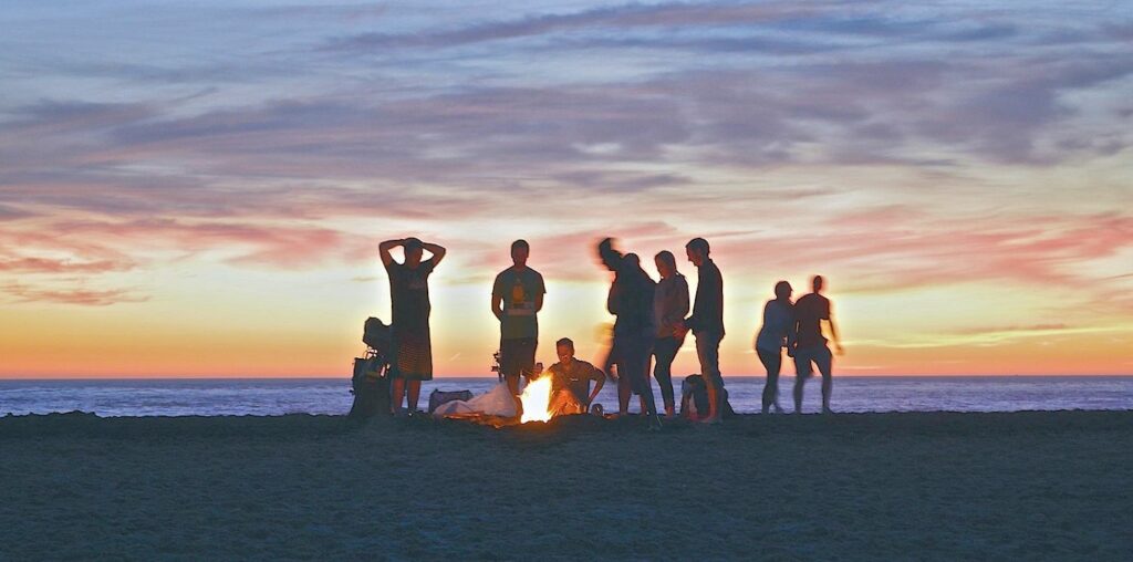 Nos Voyages à Thème, Voyage entre Amis, moments ludiques et chaleureux, partage aventure, découverte nouveau pays, autre culture séjour hors de vos frontières